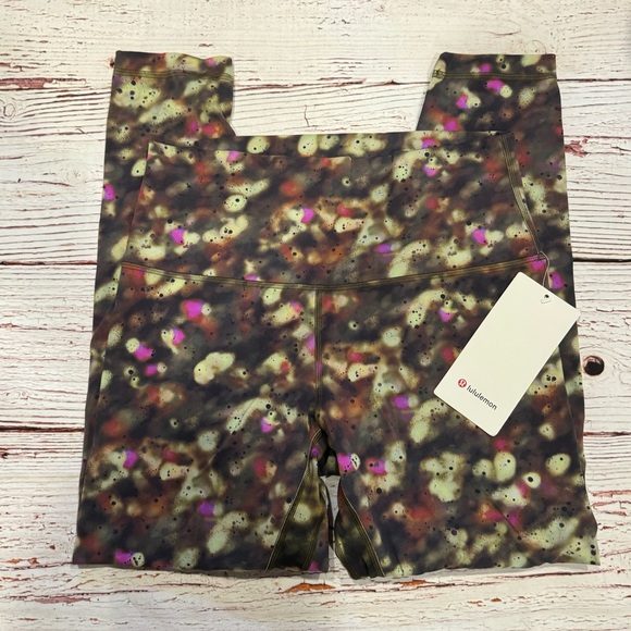 NWT Lululemon Align High-Rise Pant 25" in Soft Focus Splatter Green Multi Sz 10 - Picture 3 of 11